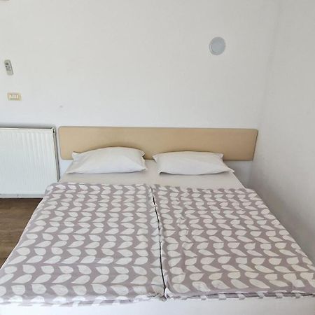 Ajdovščina Daisy Apartment מראה חיצוני תמונה