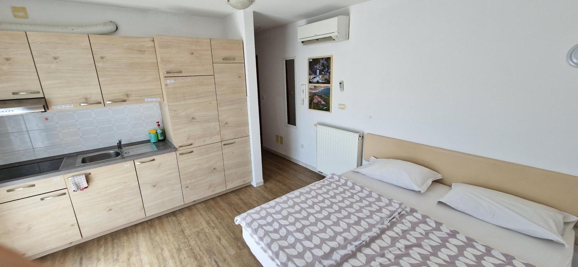 Ajdovščina Daisy Apartment מראה חיצוני תמונה